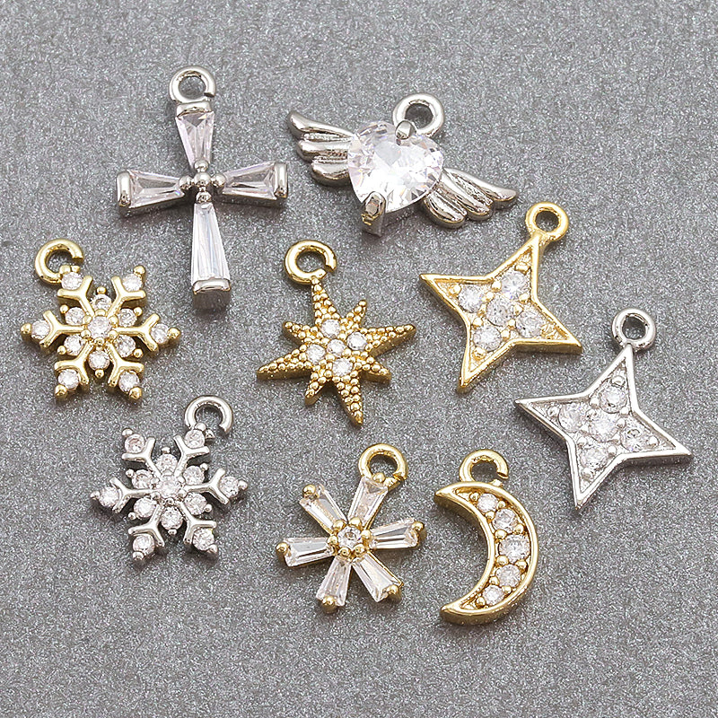 チャーム キュービックジルコニア クロス No.2 ゴールド – 貴和製作所