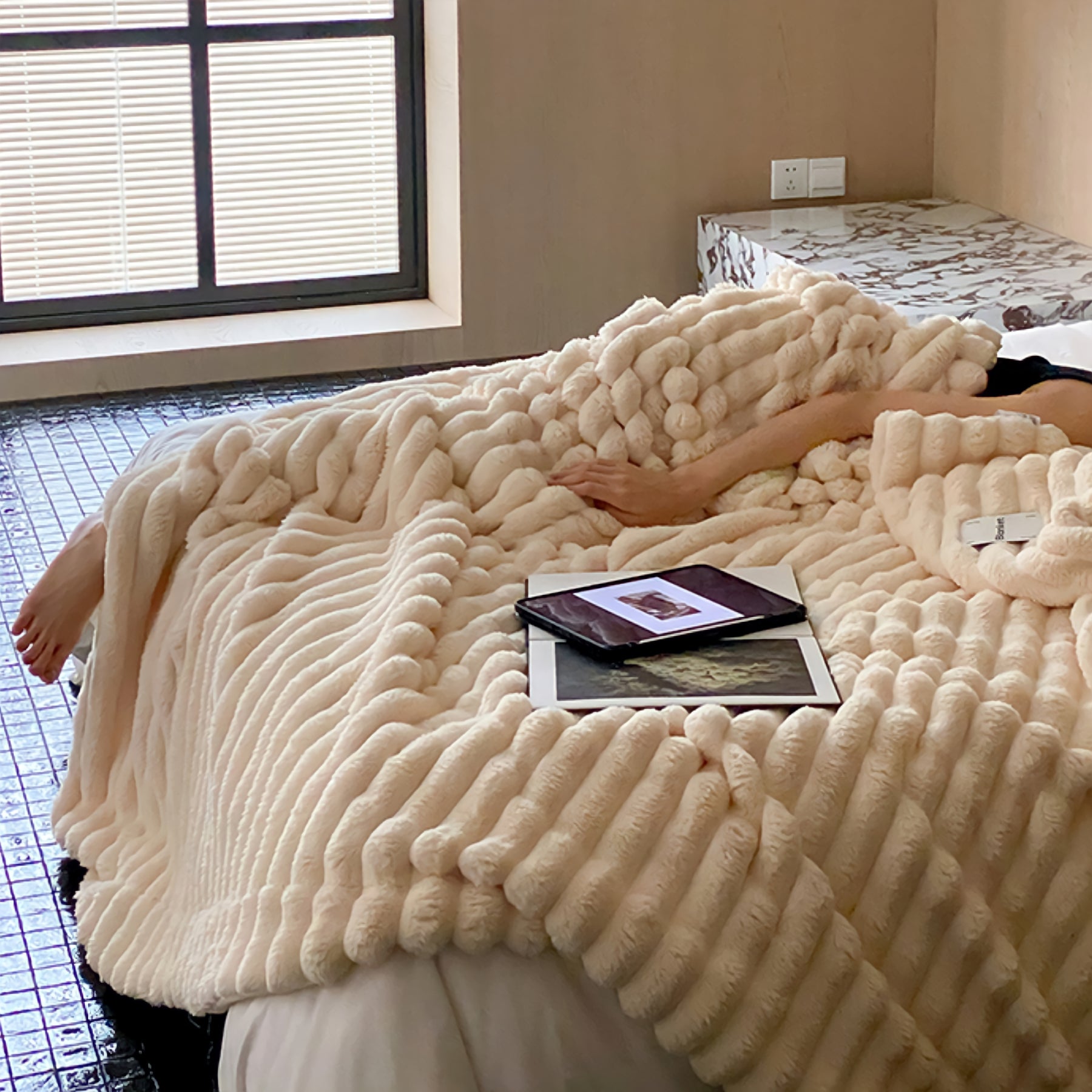 カラフルふわふわブランケット 