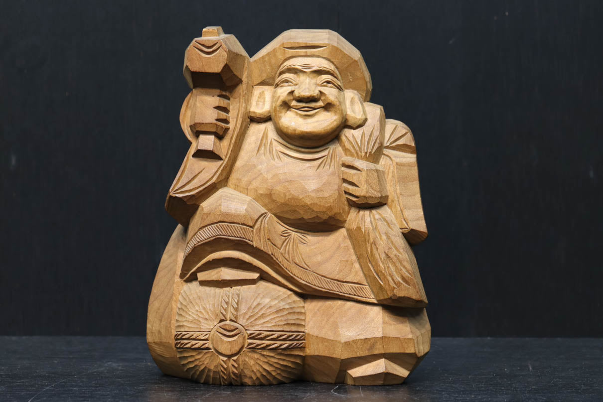 笑顔が魅力的な大きな木彫りの大黒様 DC3891 – 古福庵 [ KOFUKUAN