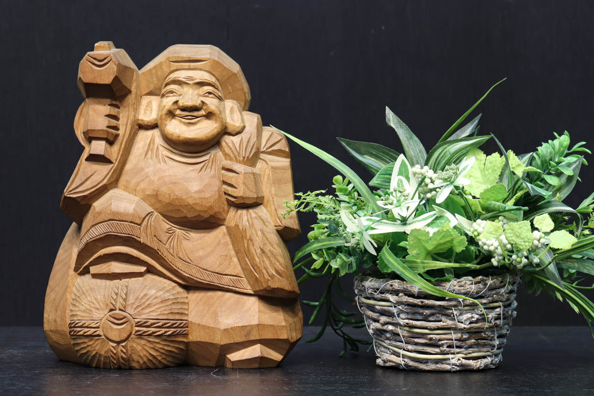笑顔が魅力的な大きな木彫りの大黒様 DC3891 – 古福庵 [ KOFUKUAN
