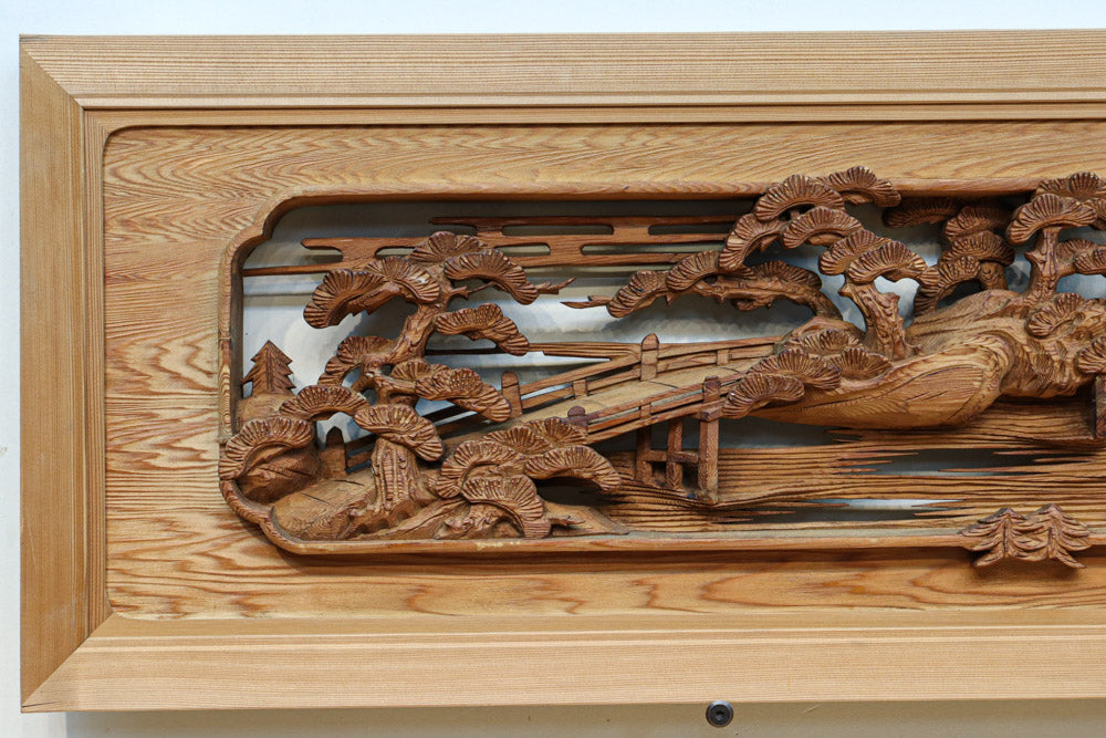 美しい風景を迫力ある深彫り彫刻で描いた彫刻欄間 EZ2620ab 在庫(a