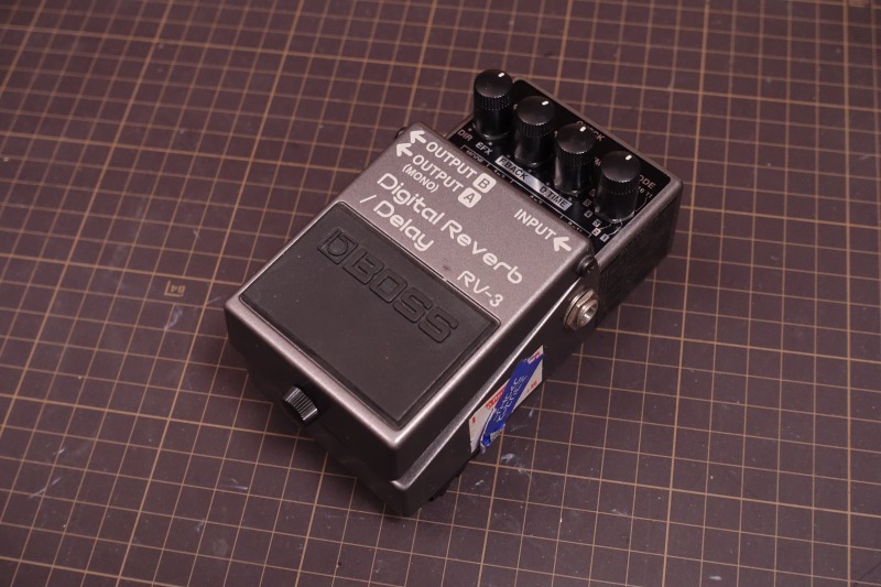BOSS RV-3 Digital Reverb/Delay（エフェクトONになりません）」: こ