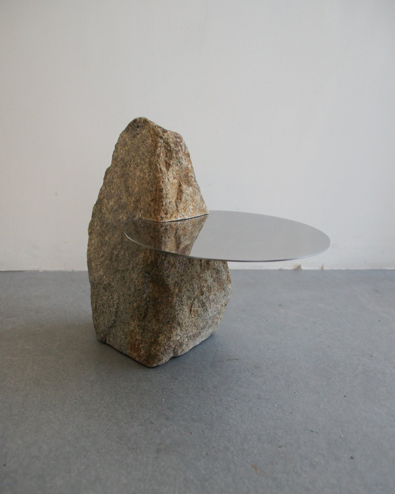 石の台座 その壱