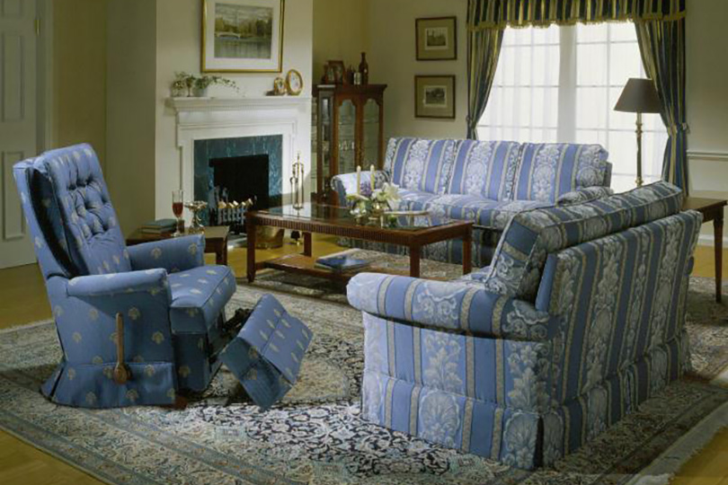 コスガの家具【公式】| アームチェア一覧