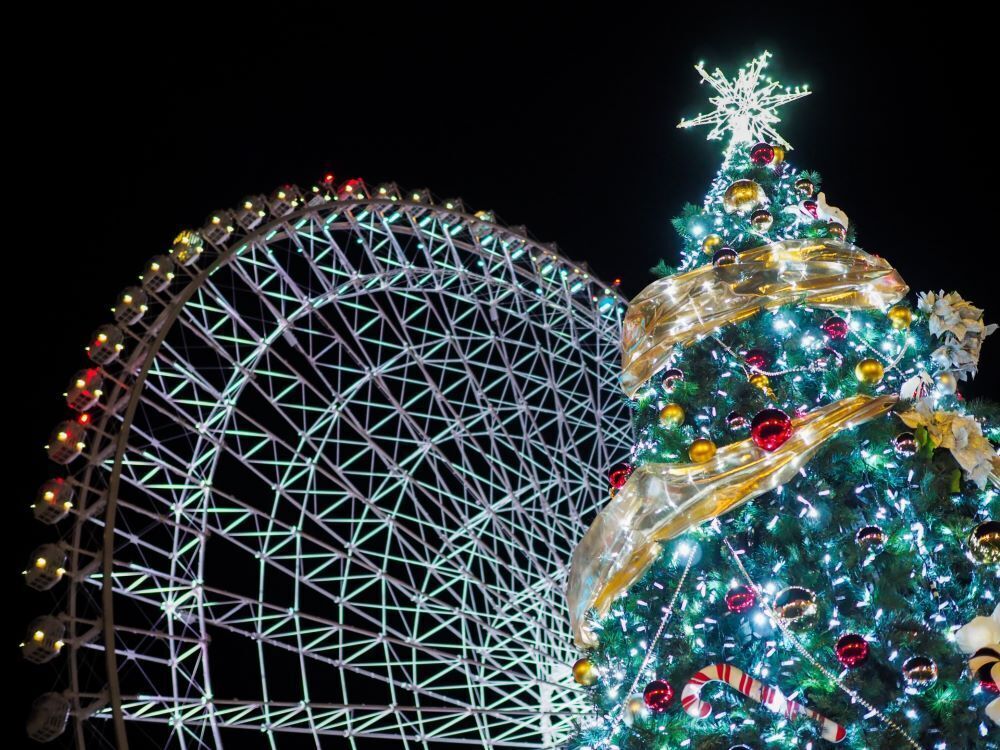 早くもクリスマスムード！ 浜崎あゆみさんが自宅の巨大クリスマス