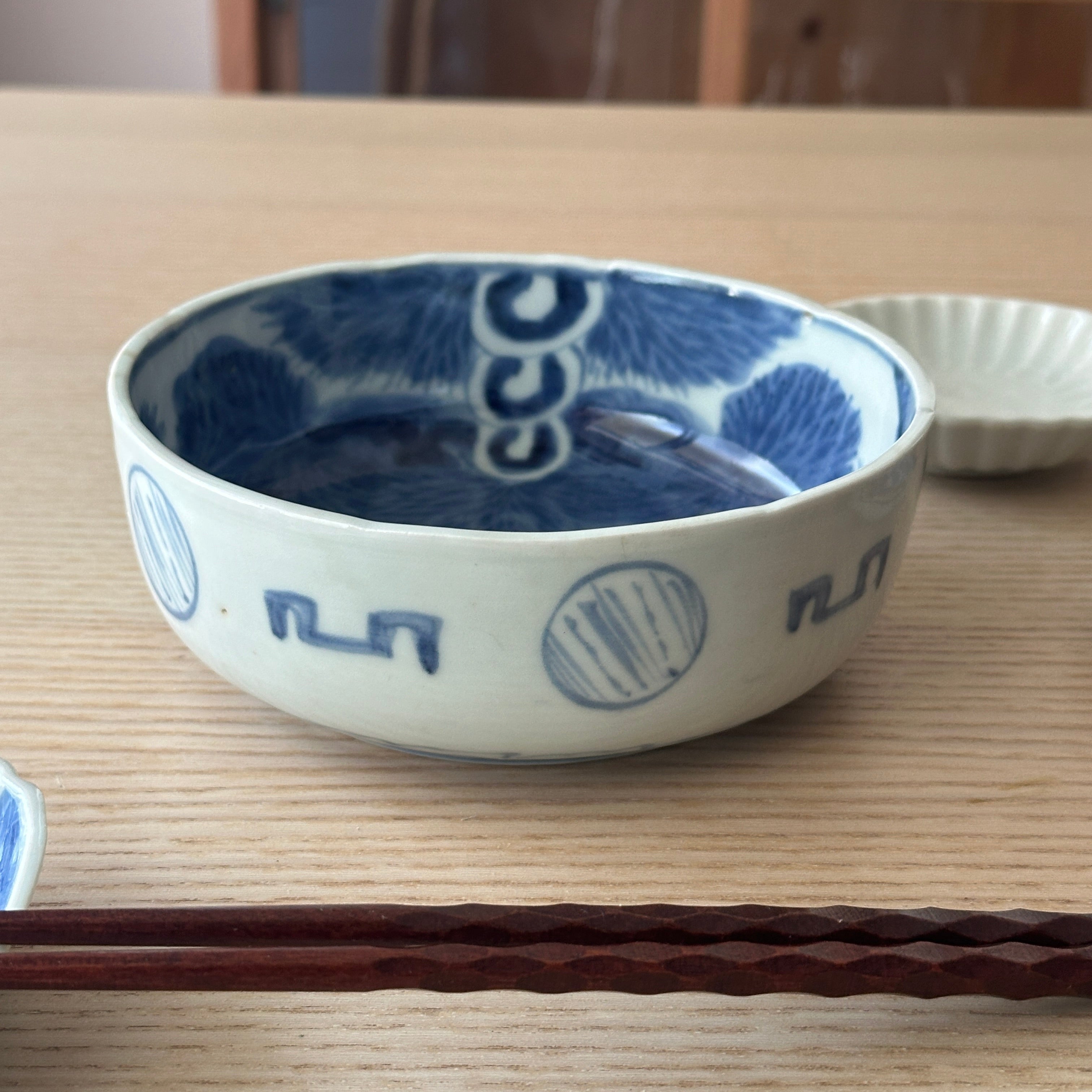 染付竹林賢人の古伊万里鉢 – Kotto Shop