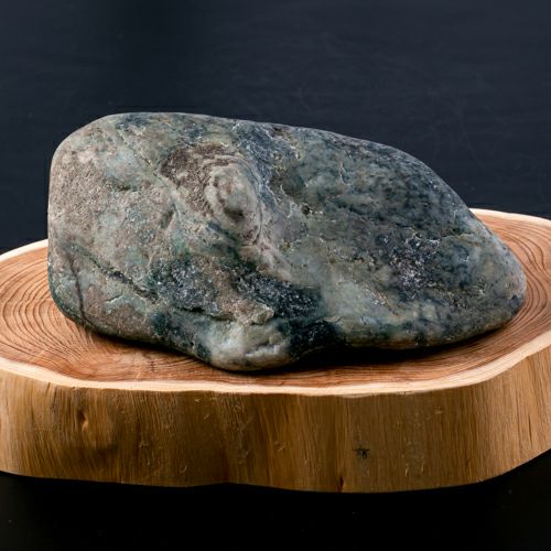 プレミアム・入コン沢・濃青・小滝産・1140g】（プレミアム青色ヒスイ