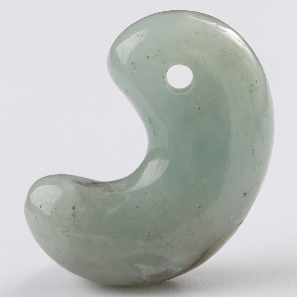 勾玉／青色（入コン沢）ヒスイ | 糸魚川翡翠工房こたき