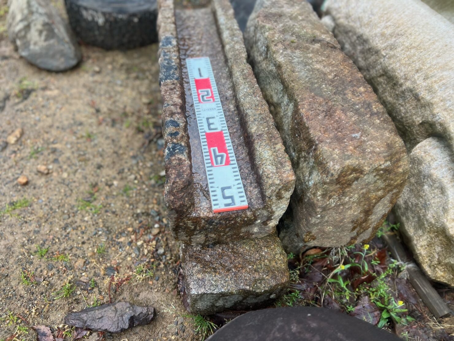 丹波鞍馬の樋石ID_02_209 | 古材市庭