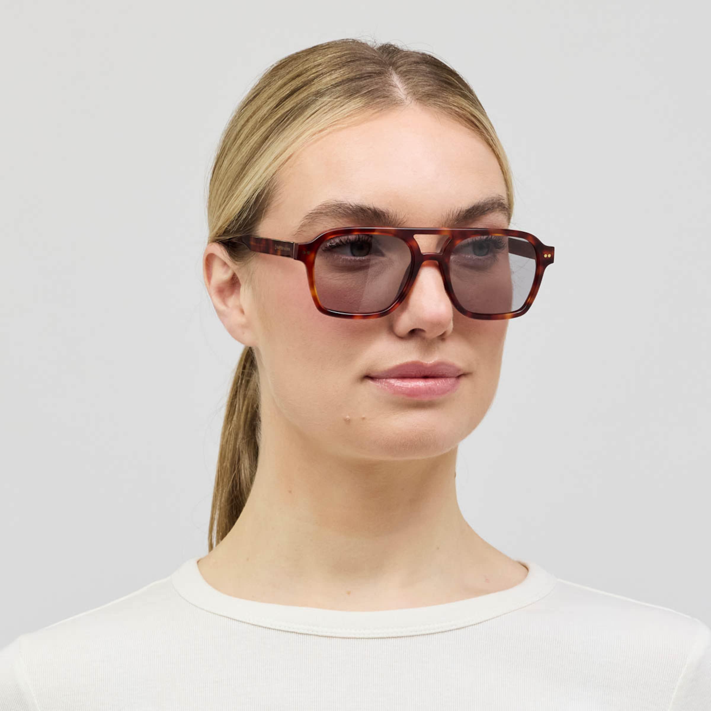 Zurich Edge Crystal Tortoise Grey - Sunglasses | Kapten & Son