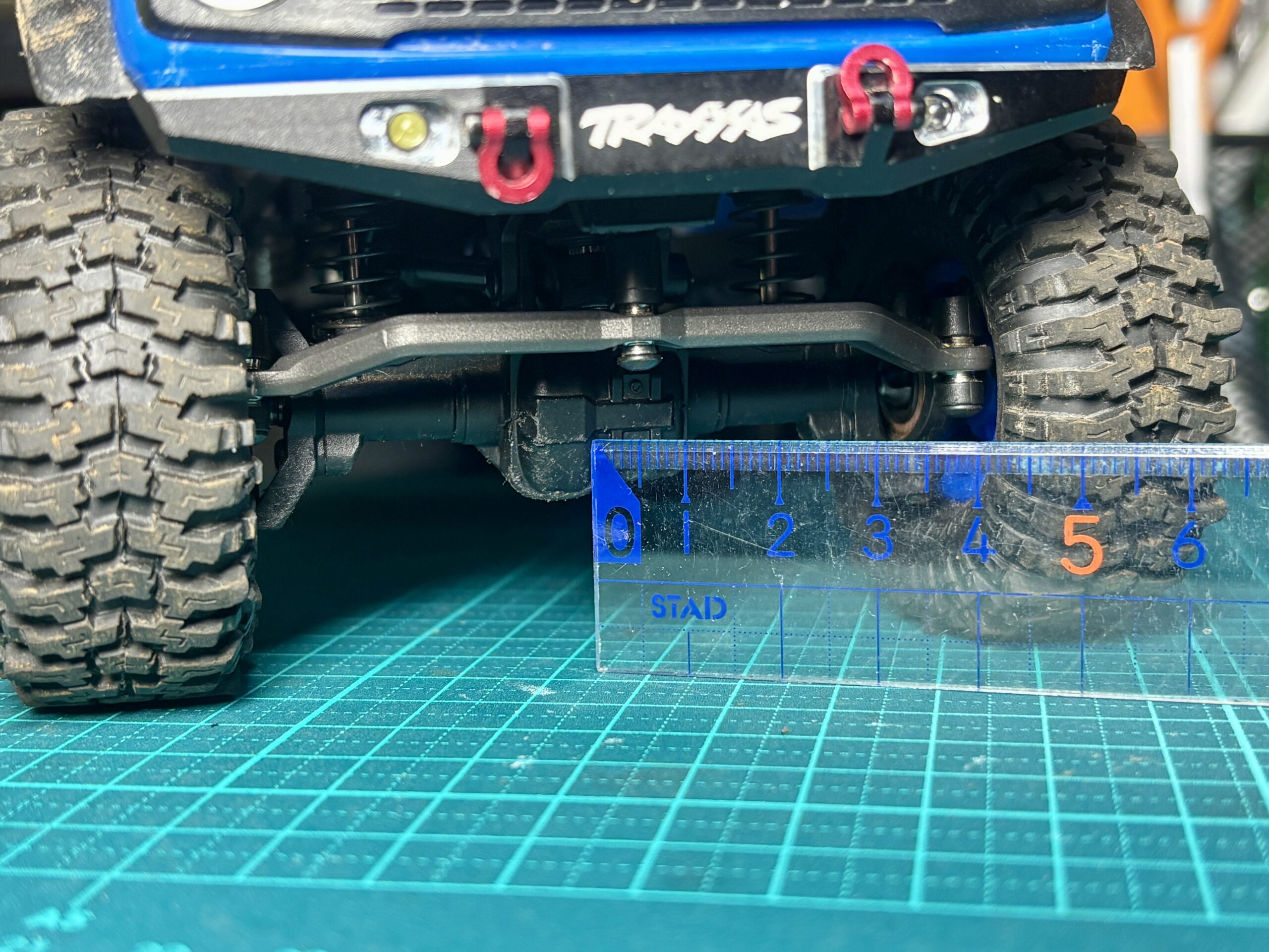 トラクサス TRX4M カスタム ポータルアクスル 9843R 取り付け -