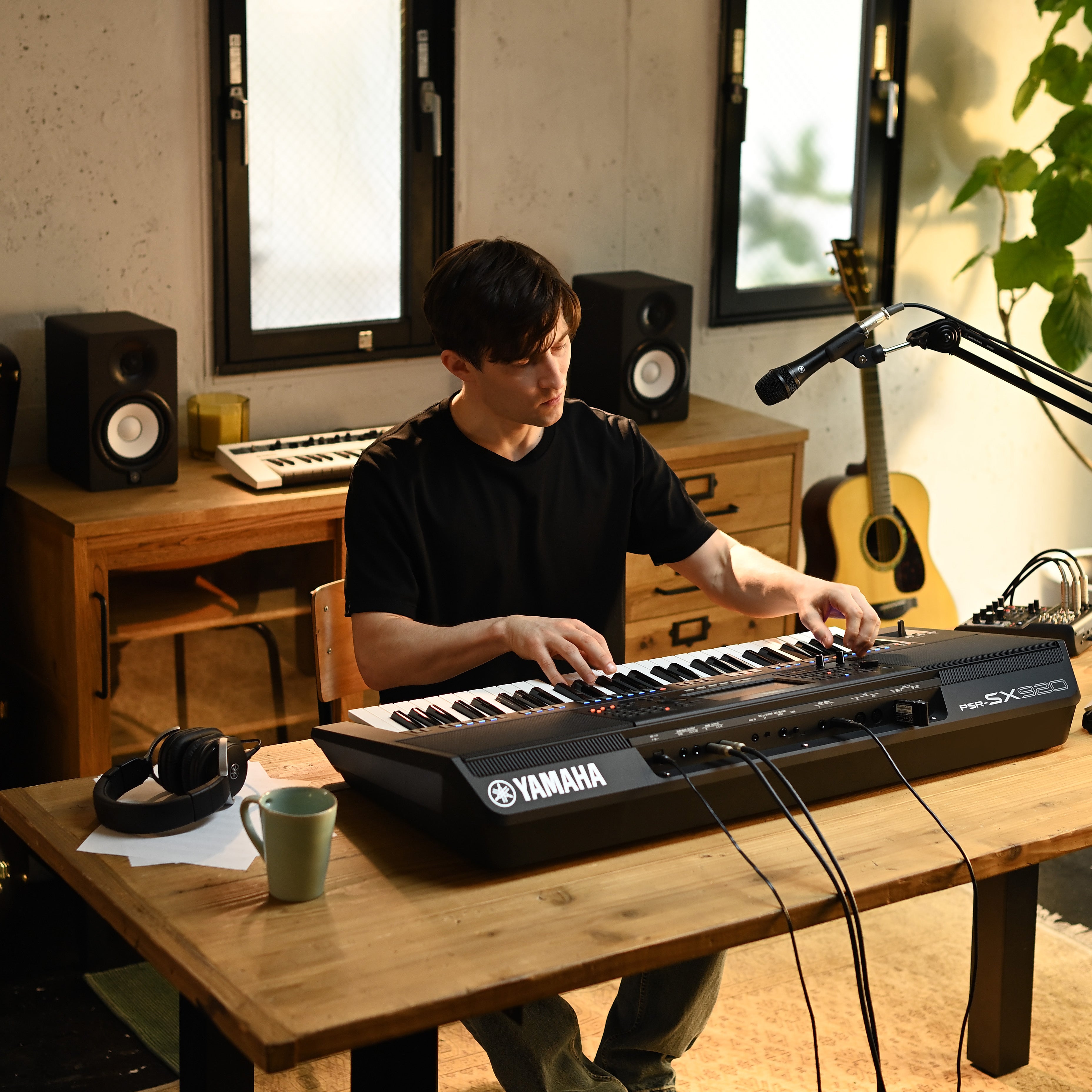 Yamaha PSR-SX920 61-key Arranger Keyboard STAGE KIT – Kraft Music