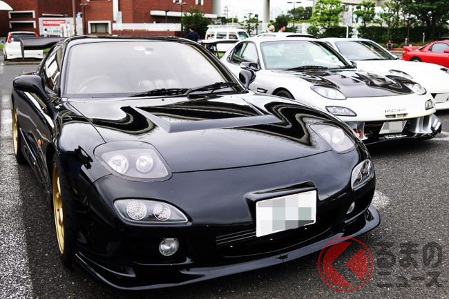 七夕にマツダ「RX-7」が大集合！ 歴史的ロータリー車が自然発生的に