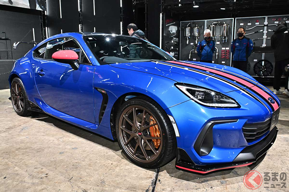スバル「BRZ STIパフォーマンス」実車公開！ めちゃスポーティな