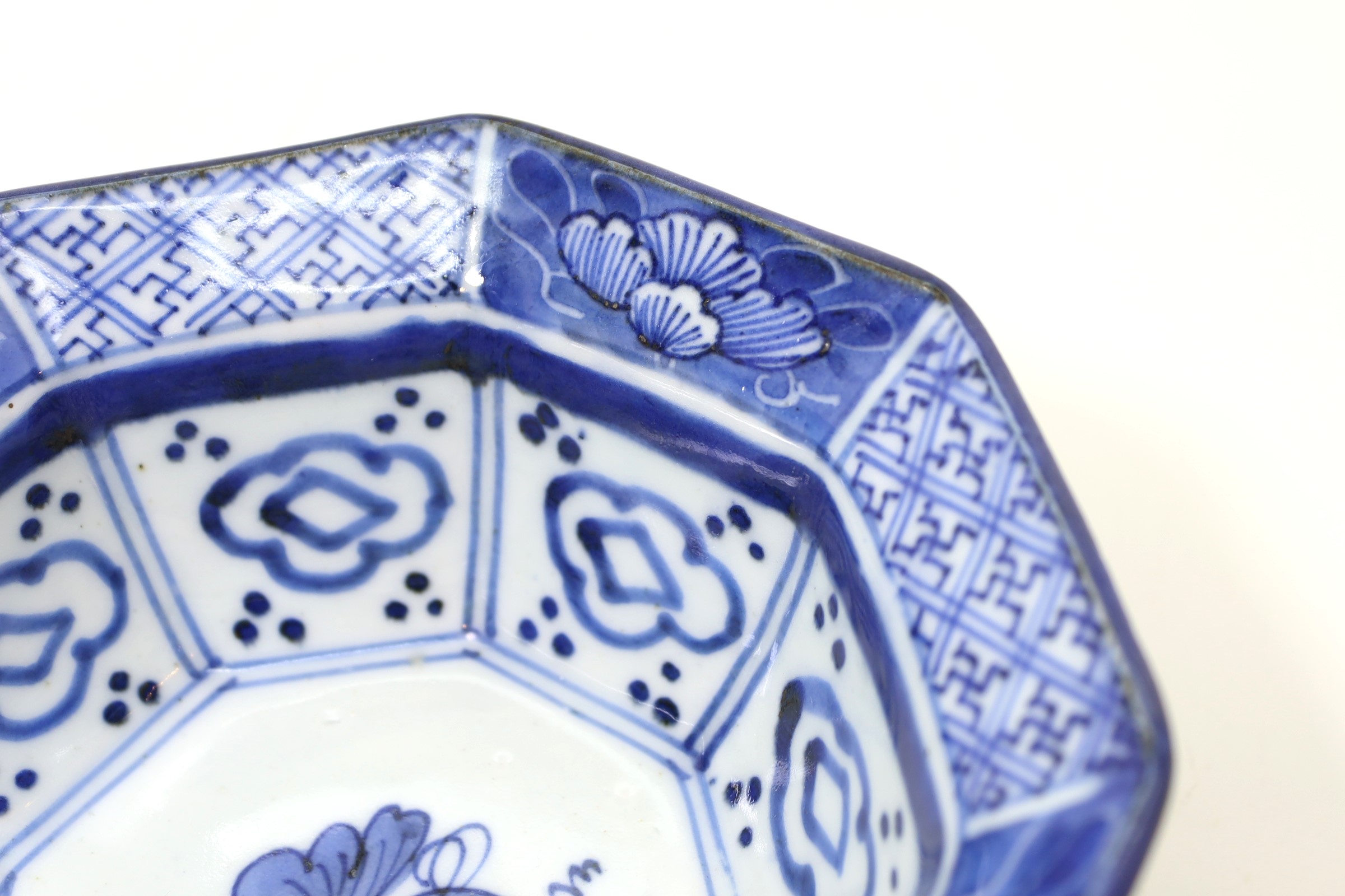 伊万里 染付八角鉢 布袋牡丹 江戸後期/Imari Octagonal bowl/19c