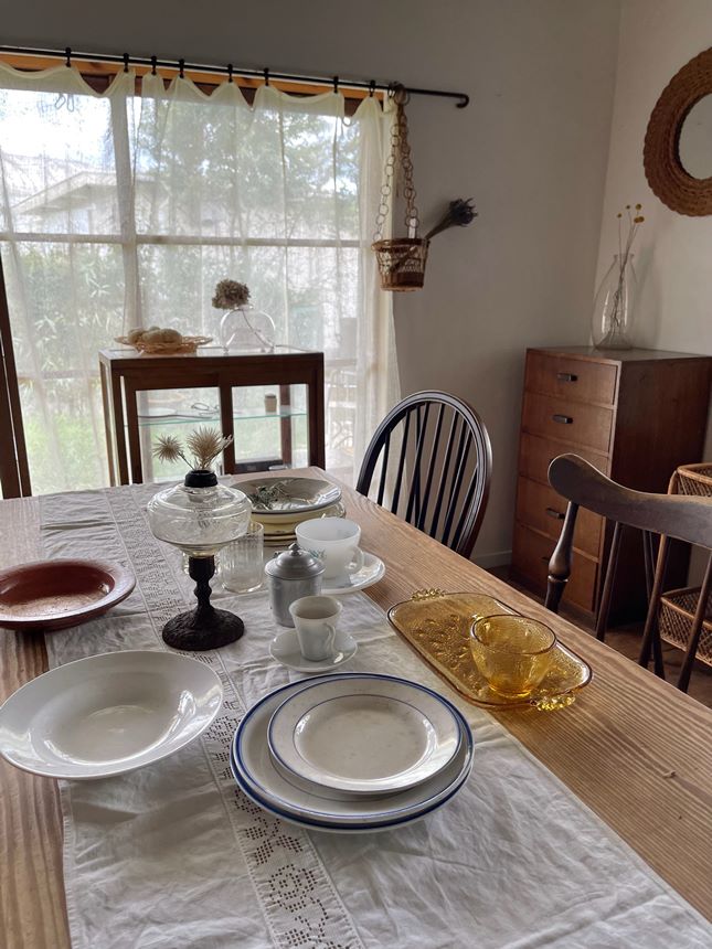 昔はどの家庭でも使っていた「蚊帳」をカーテンに | 暮らしとおしゃれ