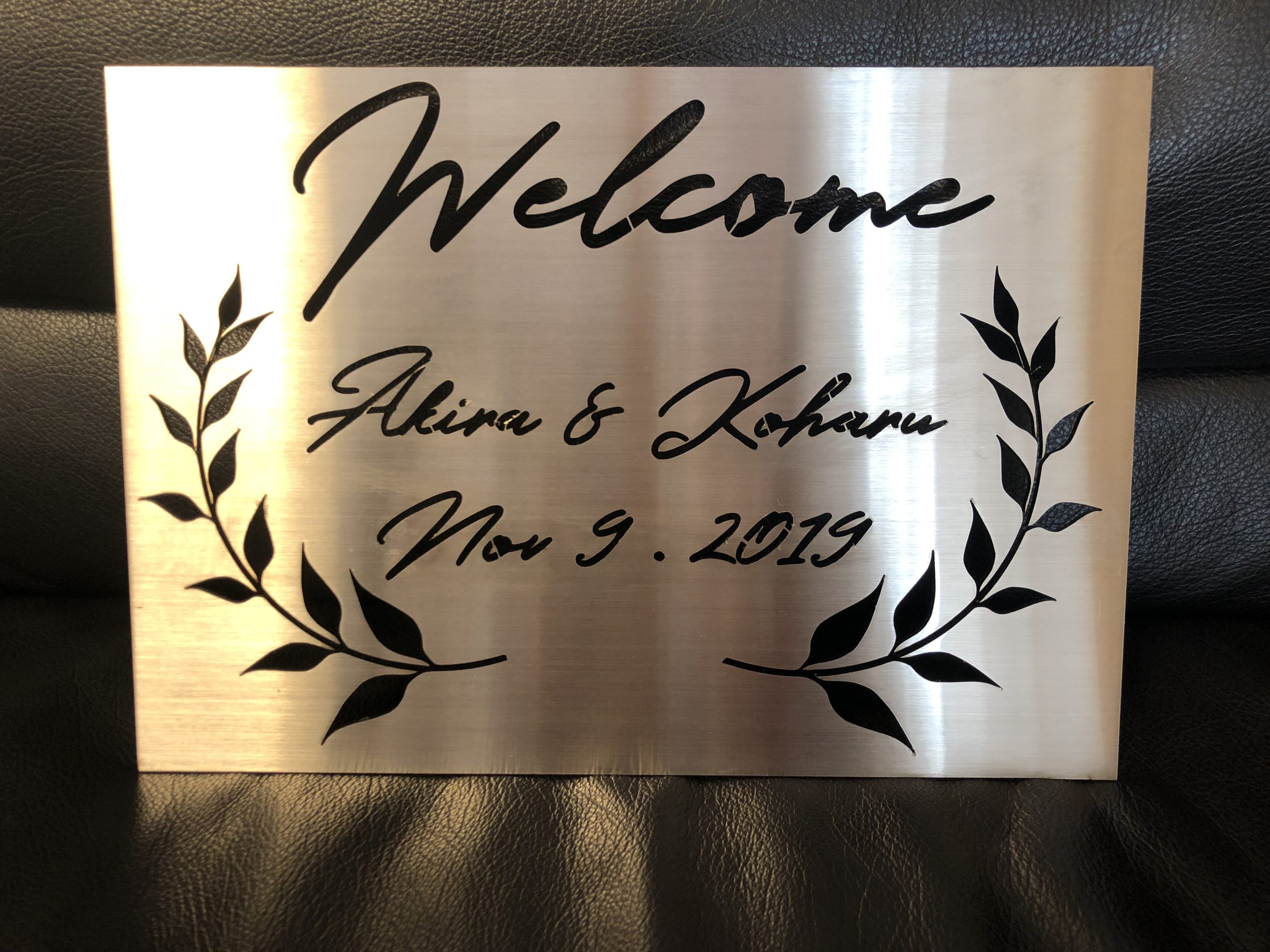 ウェルカムボード(ステンレス・ヘアライン) | 【1個からオーダー可能