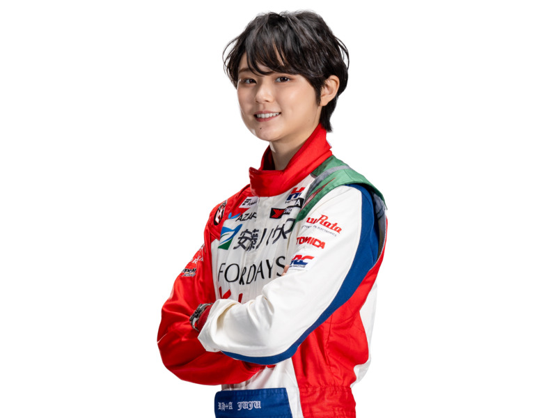 タカラトミーがプロレーシングドライバー 野田樹潤(Juju)選手と