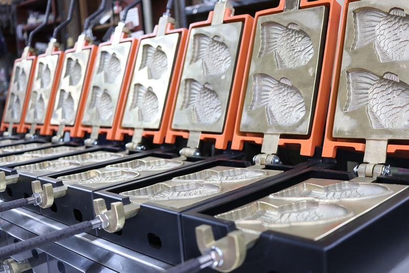 たい焼き器 業務用 二匹用 8連 ガス式 – ベビーカステラ機やたい焼き器