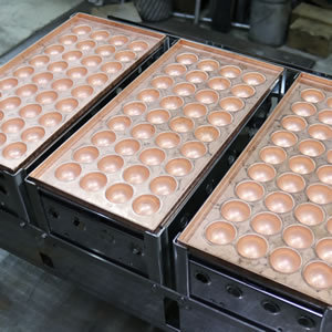 たい焼きパフェ たい焼き器 業務用 – ベビーカステラ機やたい焼き器