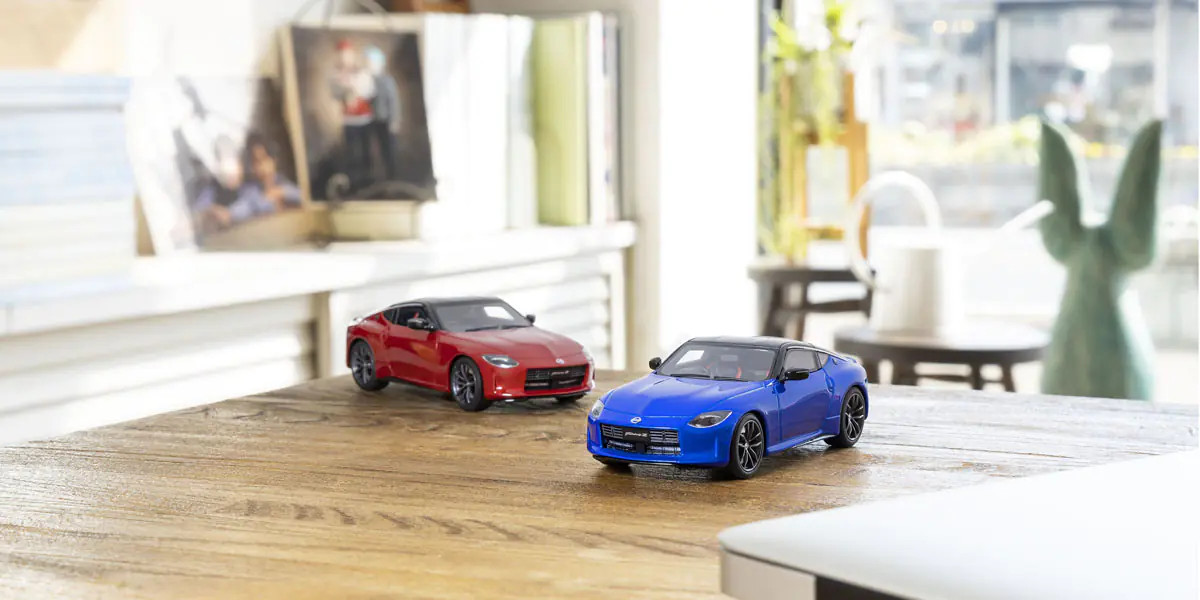 KYOSHO ORIGINAL 1/43scale Nissan Fairlady Z (Blue) KSR43114BL