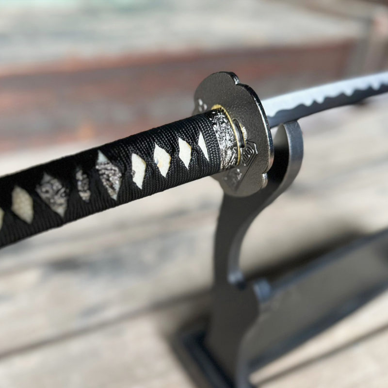 土方歳三拵え 模造刀 和泉守兼定 – 新選組屯所・旧前川邸 公式サイト