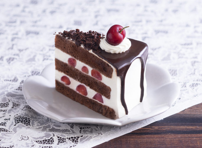 アメリカンチェリーのフォレノワールショートケーキ｜ラ・プティ