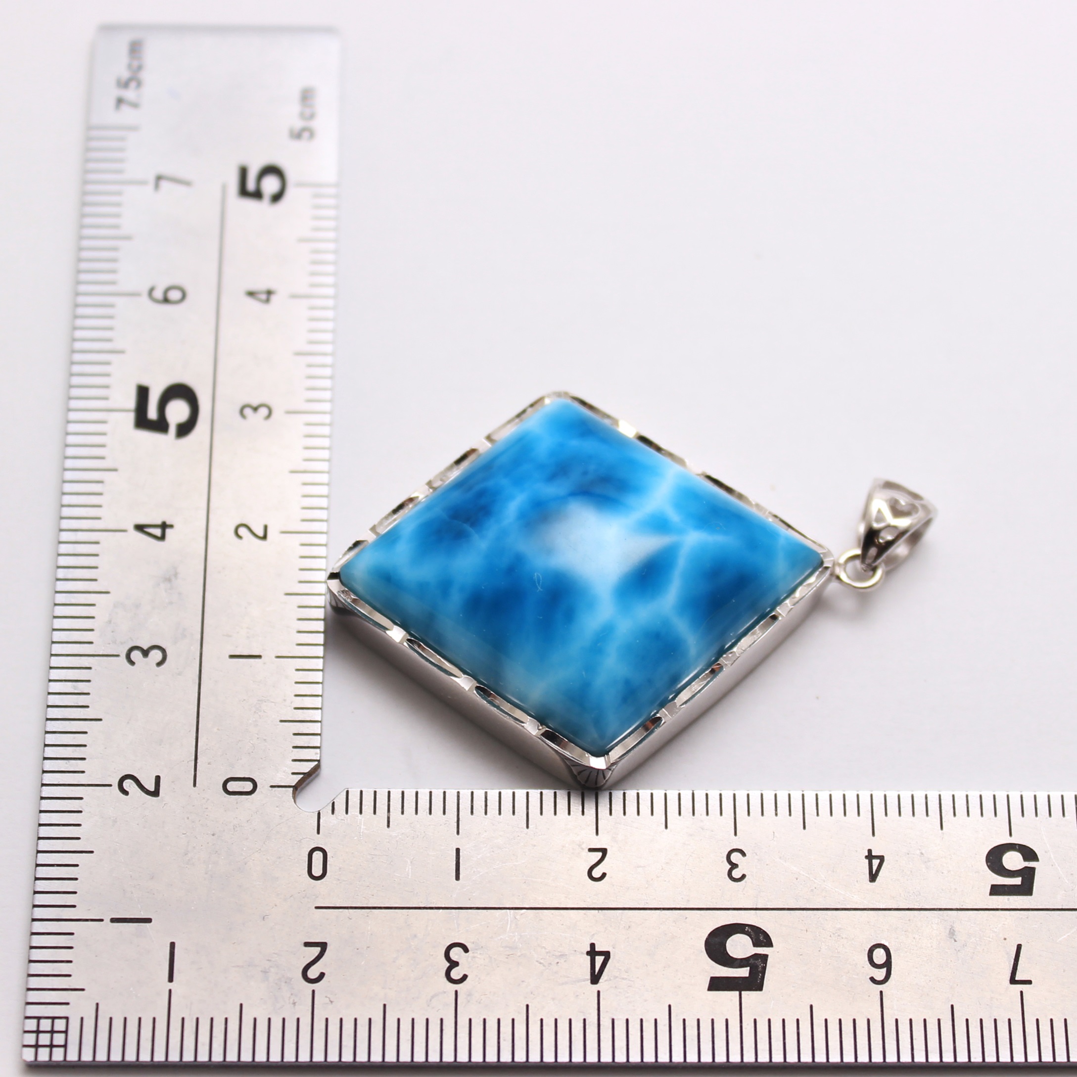 超美品ラリマーペンダントトップ