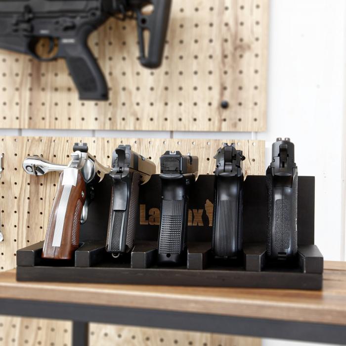 木製ハンドガンスタンド(組み立て式)340-120DB [satellite/サテライト]