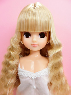 2015年度版日本橋アイコンモデルリカちゃん＆ドレスセット入荷の