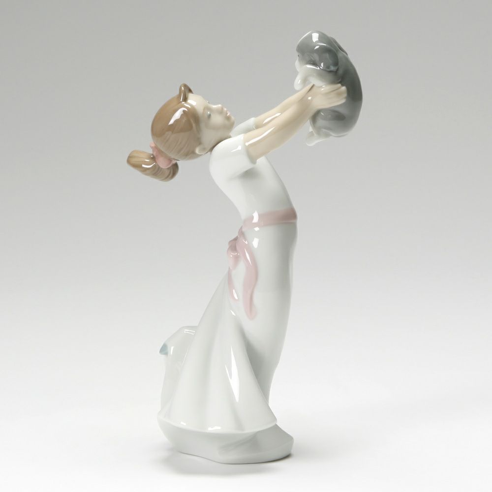 リヤドロ 甘い香り 6918 | ブランド洋食器専門店ル・ノーブル 公式