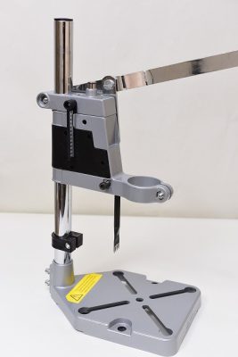 音が出ない菱目打ちの工夫！マンションやアパートでもレザークラフトが