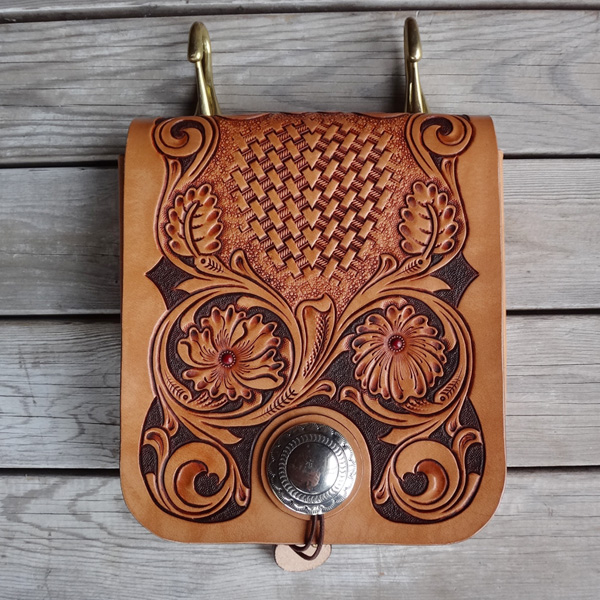 Leathercraft ZUNI｜GALLERY｜MEDICINE BAG