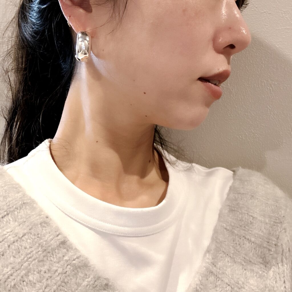 H&M】lightweightなシルバーピアスが使える！そして、はじめまして♡ | LEE