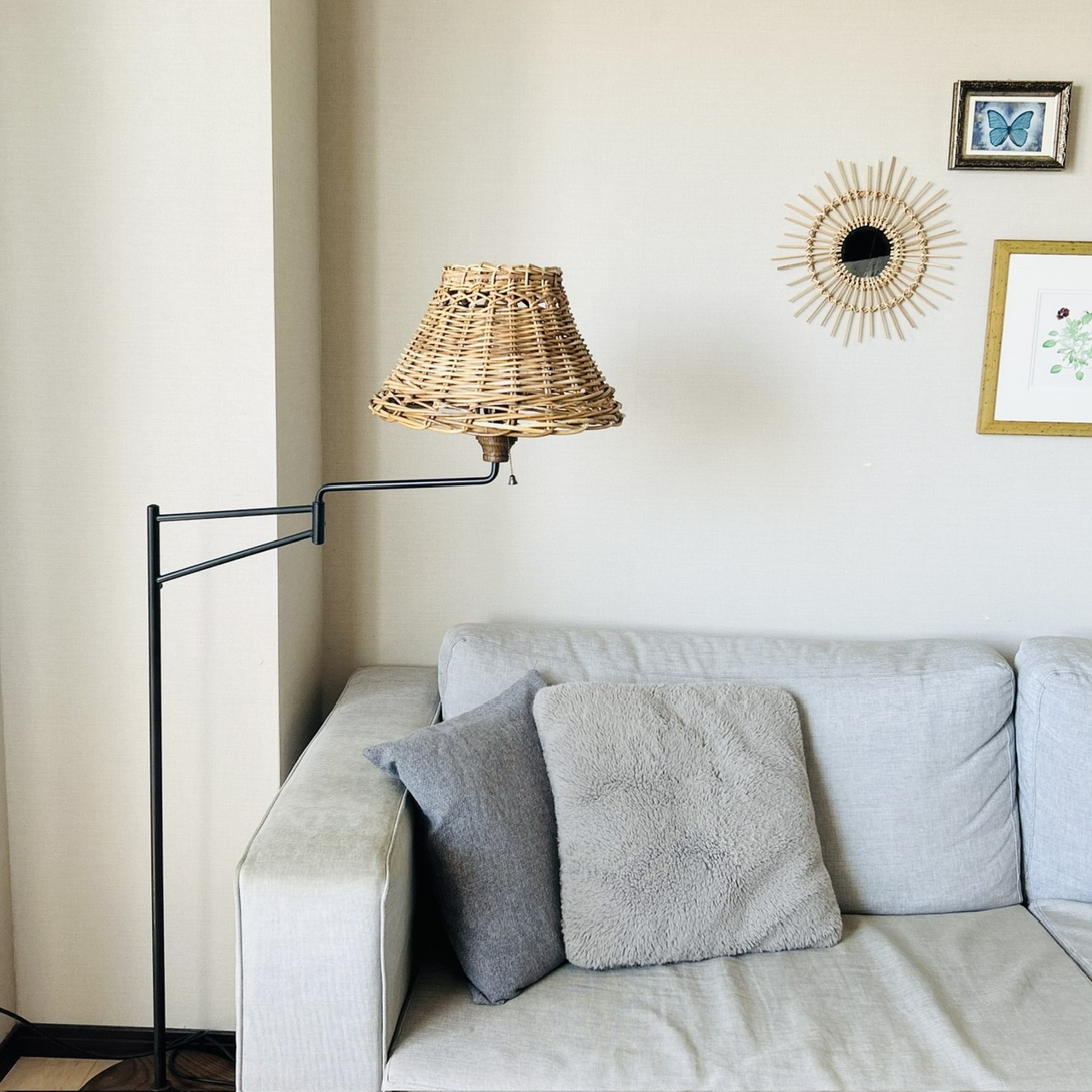 昼も夜も美しい照明【TRUCK FURNITURE】のフロアランプ | LEE