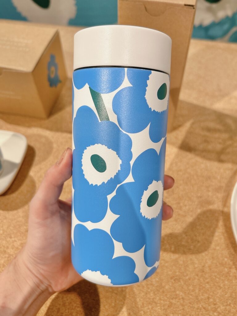 マリメッコ×ブルーボトルコーヒー】青山カフェに行ってきた！ウニッコ