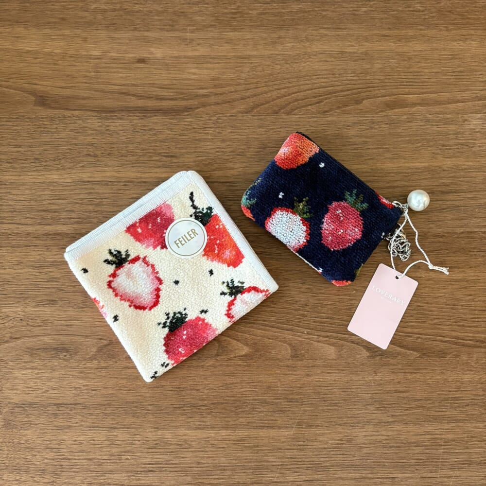 ラブラリー バイ フェイラー】いちご柄ミニポーチを購入しました！新