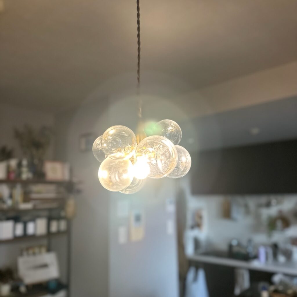 オカベマキコさんのしゃぼんランプ | LEE