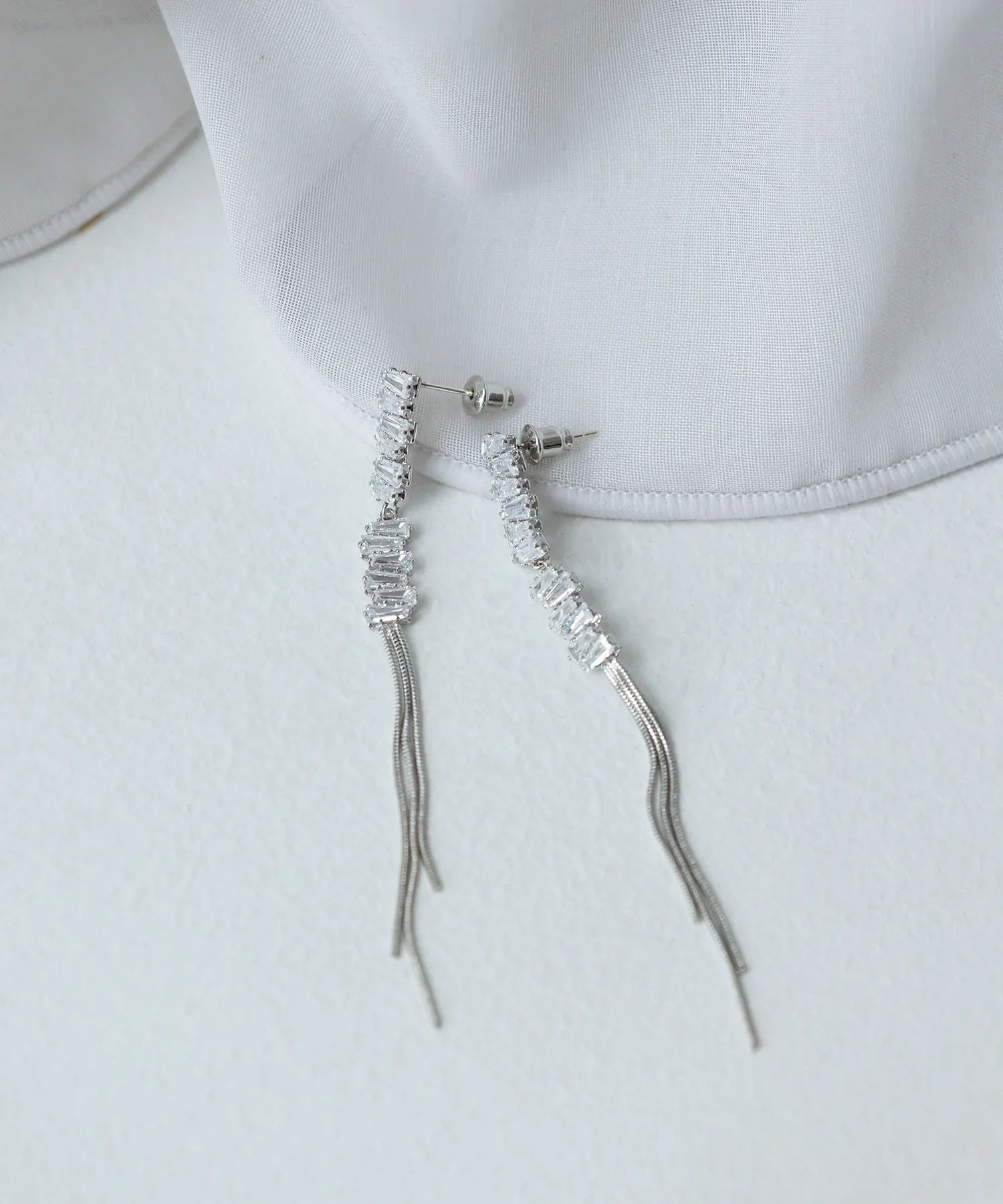 当日発送】ビジューロングチェーンピアス