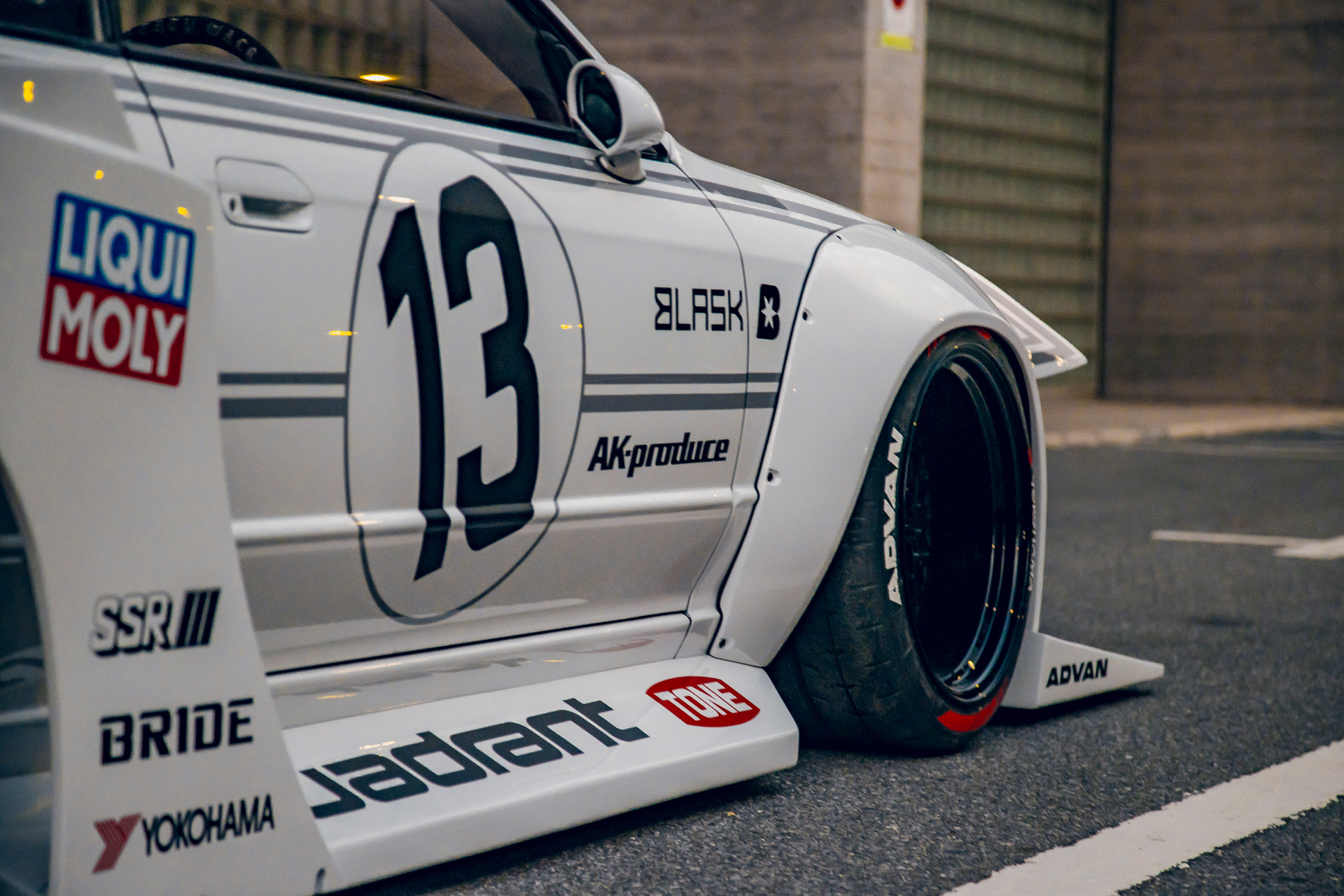 LB-KAIDO WORKS NISSAN R32 SKYLINE - LIBERTY WALK | リバティーウォーク