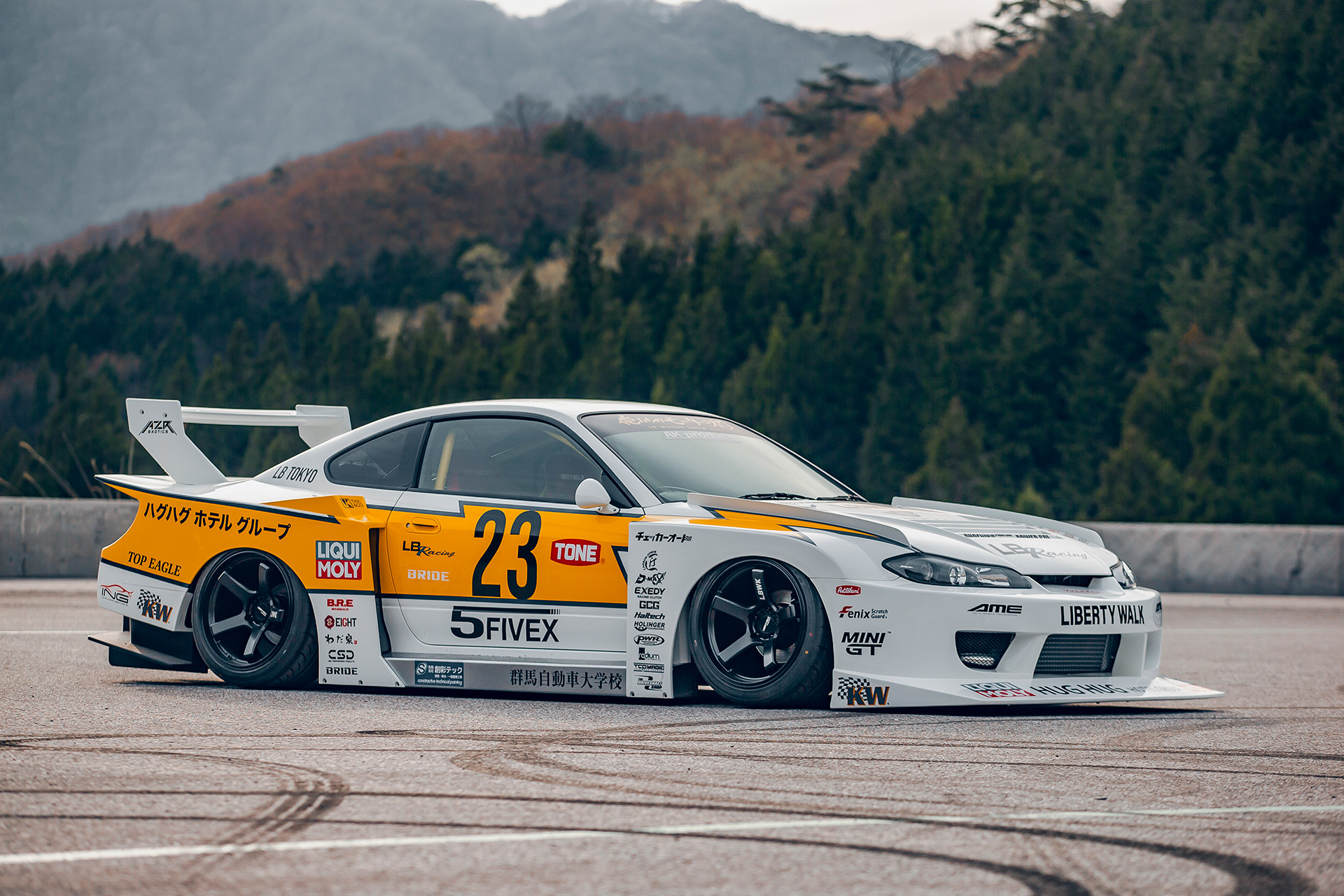 LB-Super Silhouette S15 SILVIA - LIBERTY WALK | リバティーウォーク