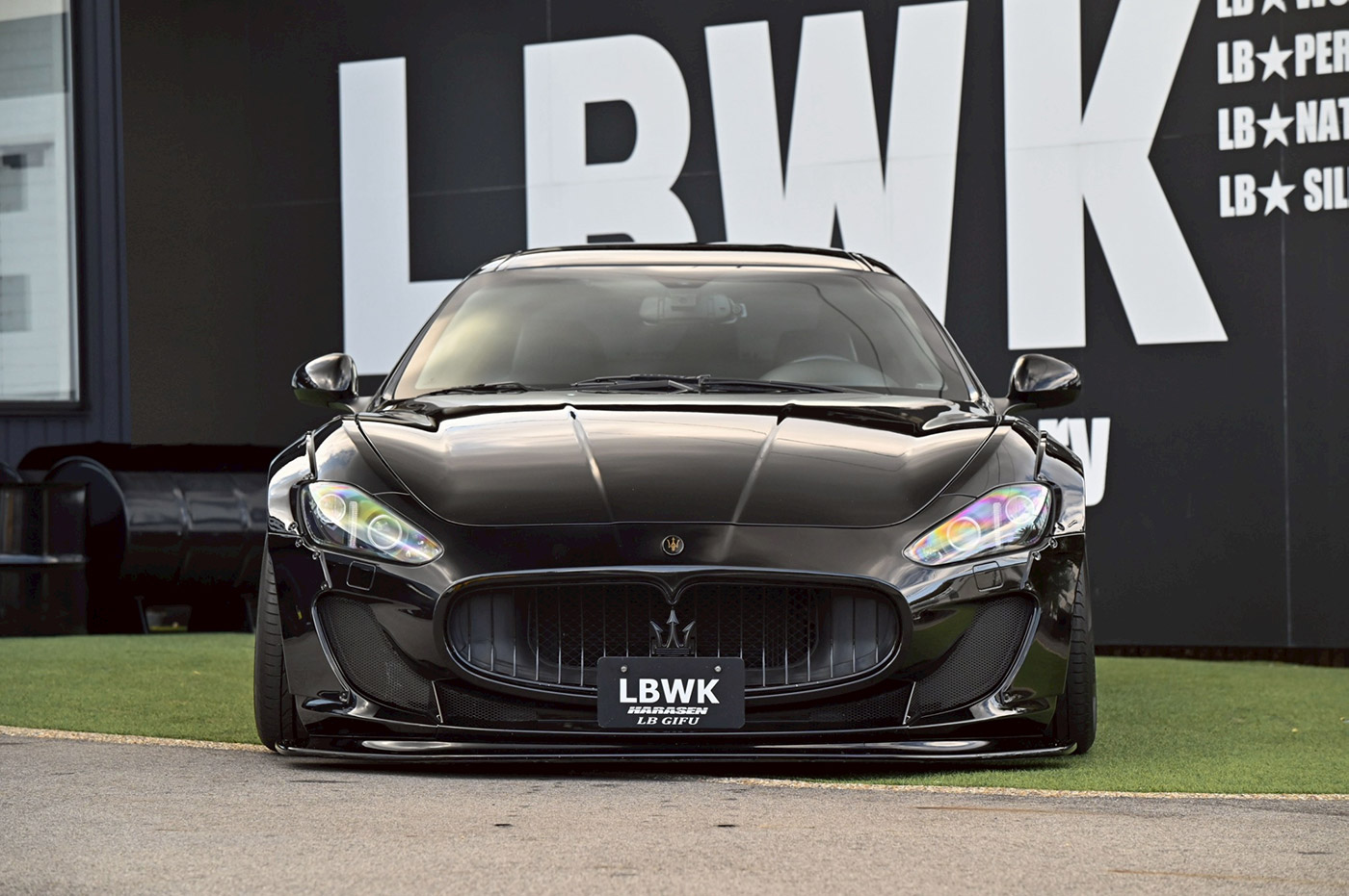 LB-WORKS MASERATI GRANTURISMO - LIBERTY WALK | リバティーウォーク