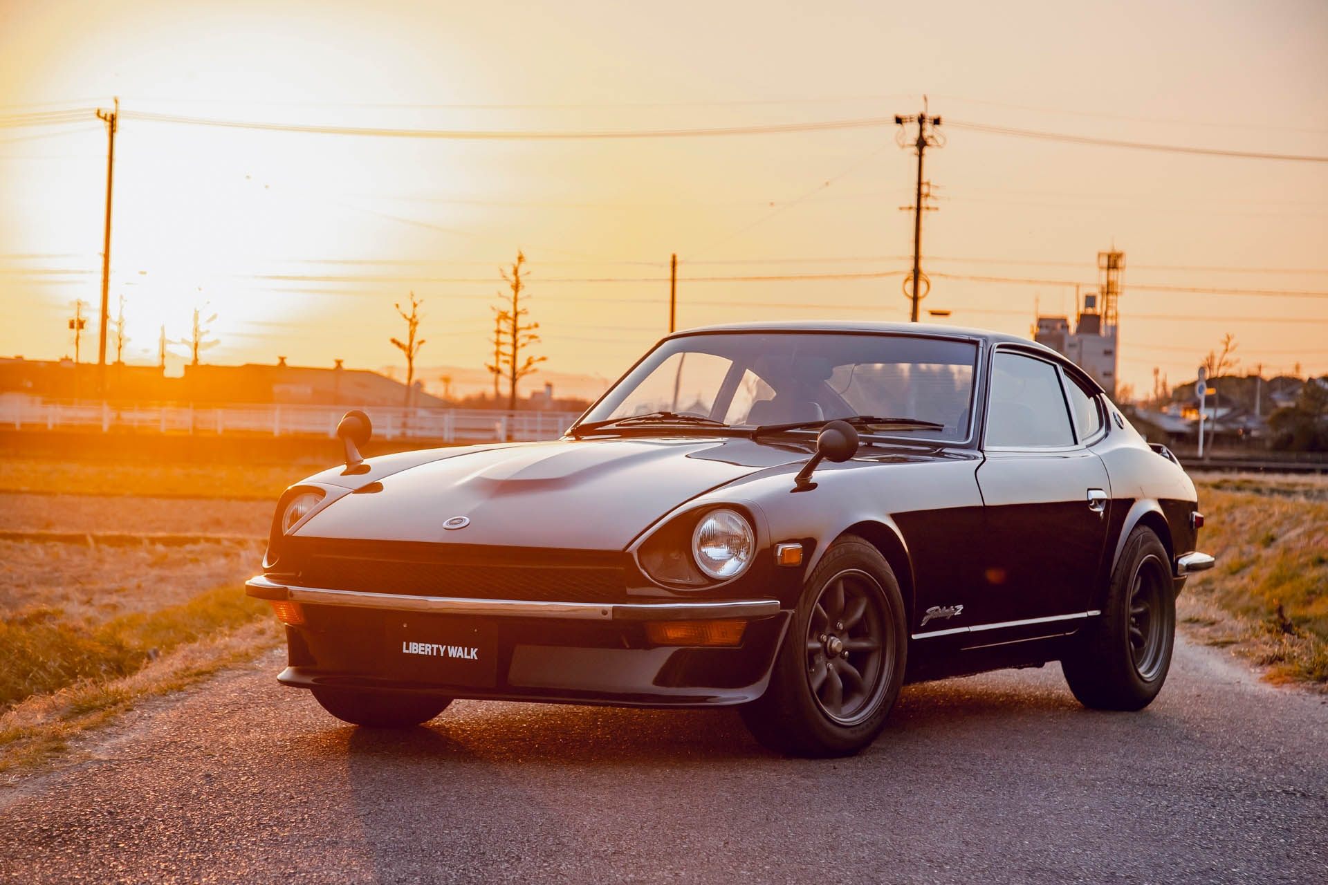 NISSAN Fairlady Z S30 - LIBERTY WALK | リバティーウォーク %