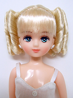 12月月間シリーズ＆2014年度版クリスマスモデルリカちゃん＆ドレス