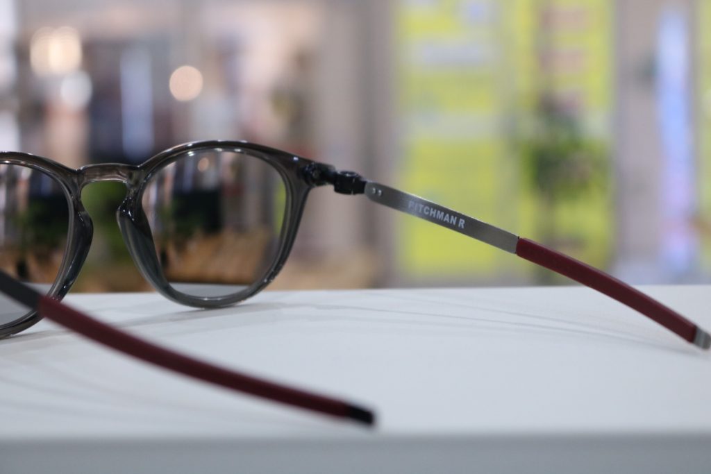 RARTS×OAKLEY | 田原市の眼鏡店：リリーオプティーク