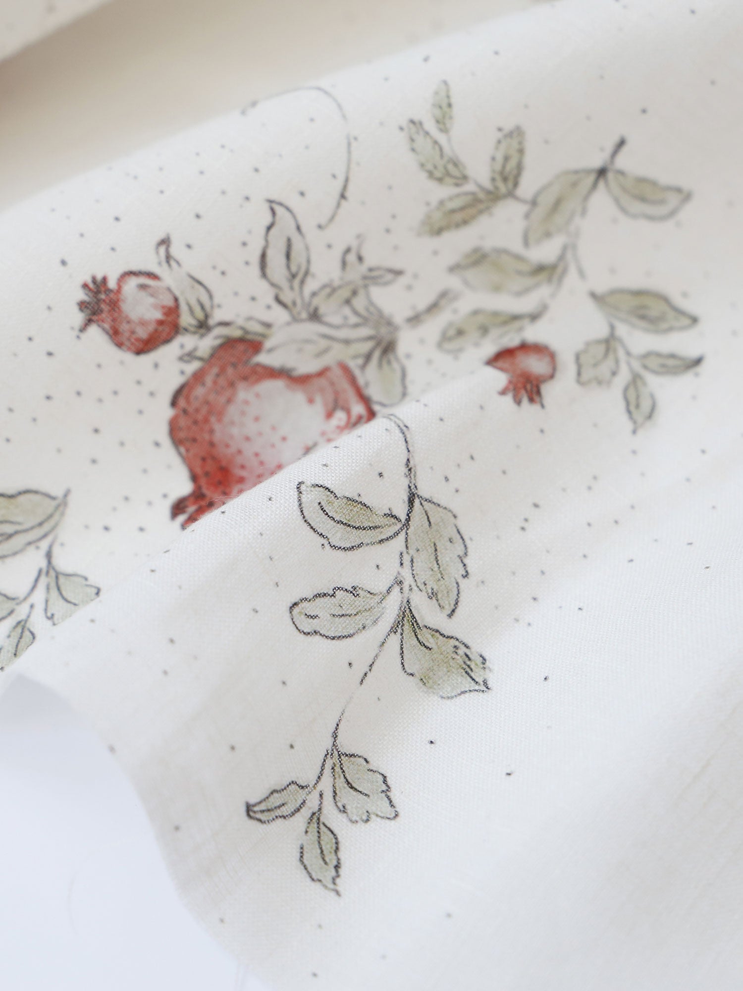 柘榴 w145cm 100%linen — LISETTE