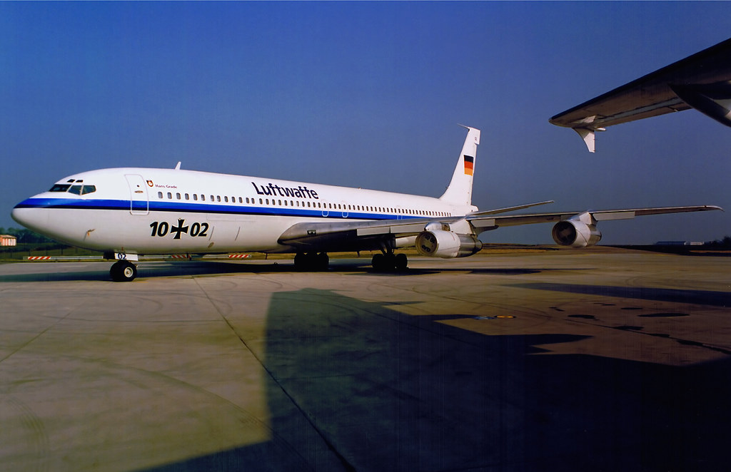 German Air Force (Luftwaffe) Boeing 707-307C 10+02 