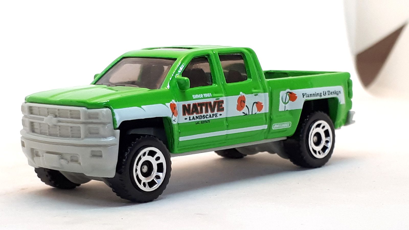 MATCHBOX 2014 CHEVROLET SILVERADO 1500 NO22 NATIVE LANDSCA… | Flickr