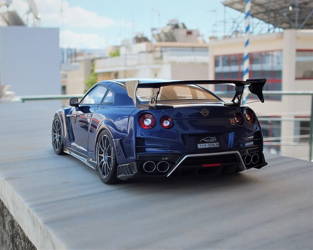 Ignition Models 1/18 Nissan GTR TOP SECRET | DiecastXchange Forum