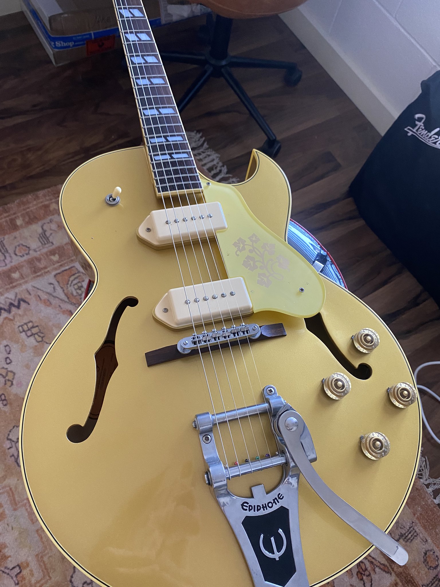 NGD] Epiphone ES-295 - Big, Bold and Gold!